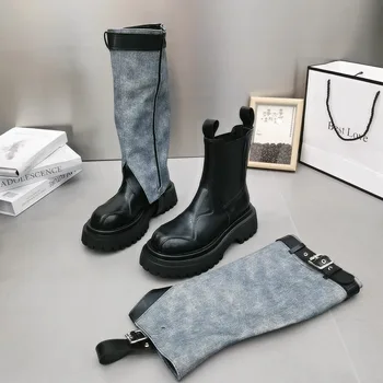 Женские сапоги до колена из искусственной кожи, джинсовая обувь на платформе, увеличивающая ширину молнии, зимние женские черно-белые кроссовки